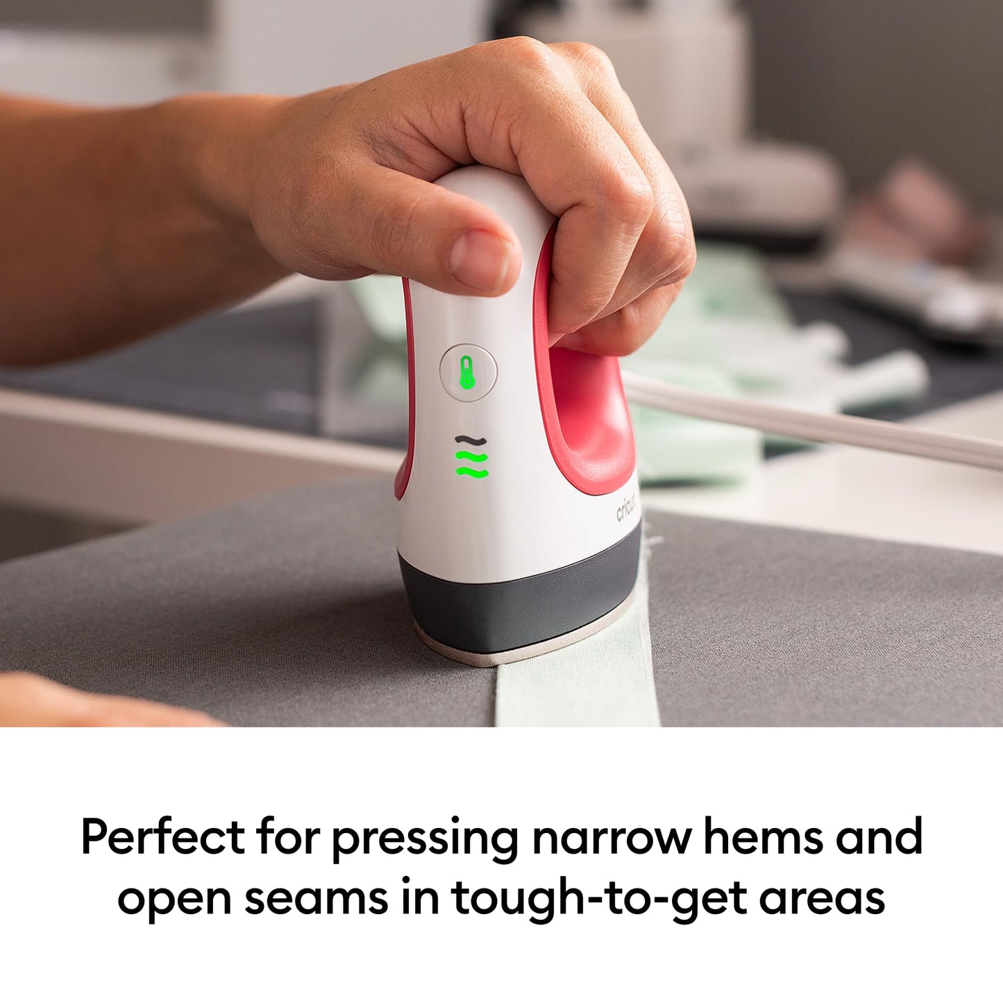 Cricut EasyPress Mini Heat Press - For Pressing Small/Odd Shaped Objects
