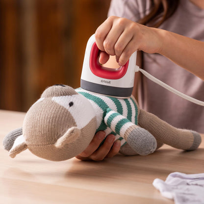 Cricut EasyPress Mini Heat Press - For Pressing Small/Odd Shaped Objects